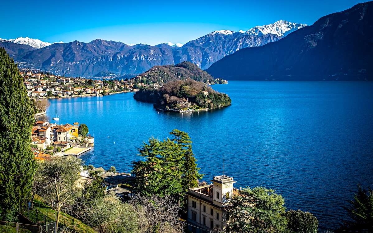 Lake Como Scenery